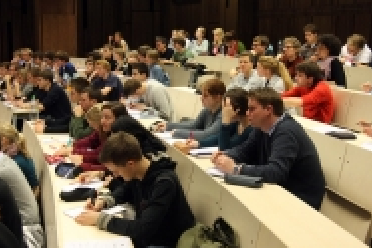 Tényleg ösztönző lesz az ösztöndíj