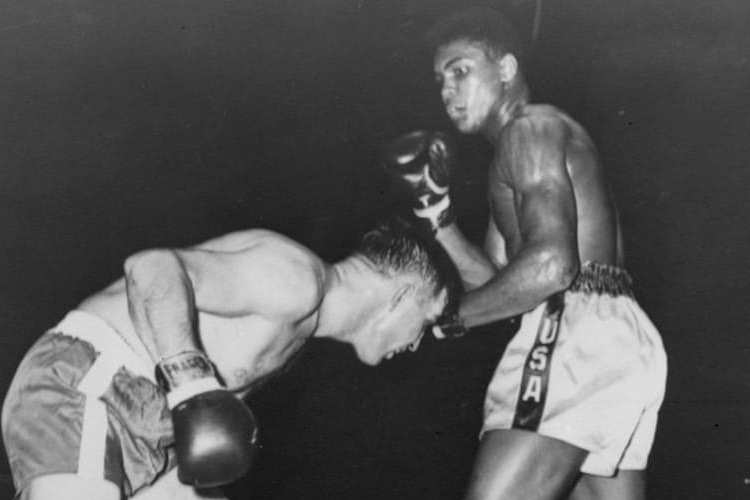 59 évvel ezelőtt ezen a napon debütált Muhammad Ali a profik között