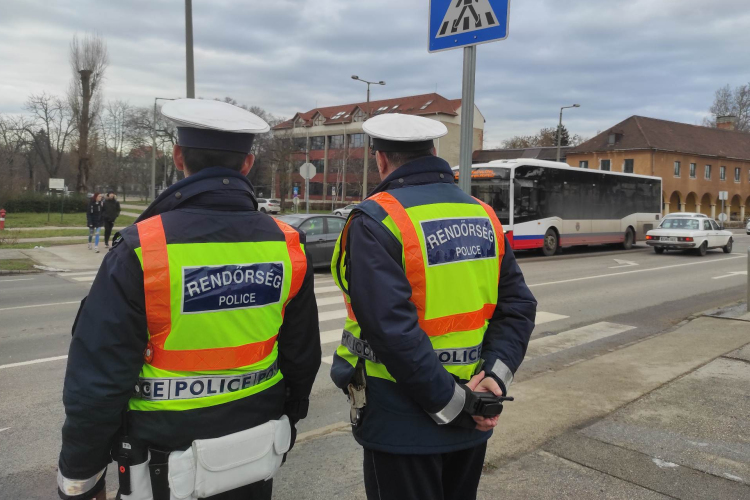 Akció a gyalogosok védelme érdekében - razzia a fehérvári zebráknál