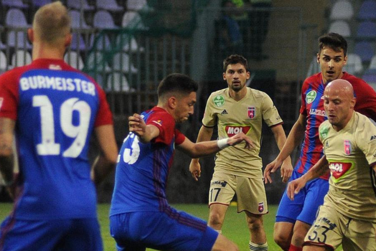 A videotonos Varga József is feledné a végét