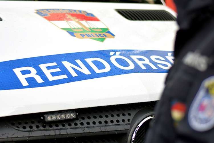 Kamion és személyautó karambolozott Székesfehérváron