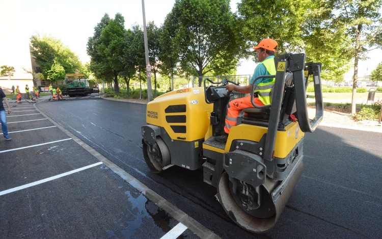 Megannyi út-, járda-, park és parkolóépítést is tartalmaz a Városgondnokság üzleti terve