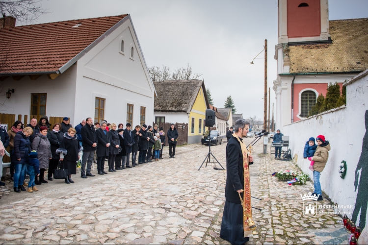 Koszorúzással és gyászmisével emlékeztek  a Rác utcai II. világháborús mártírokra