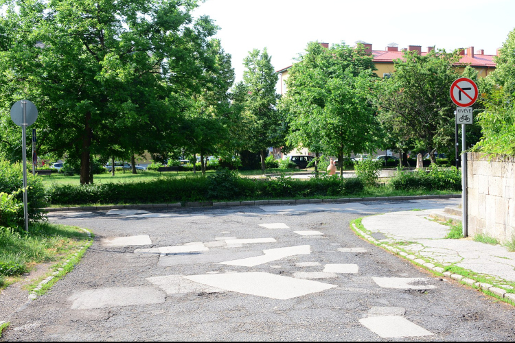 Munkaterület átadások városszerte - kezdődik a III. Béla király tér felújítása is