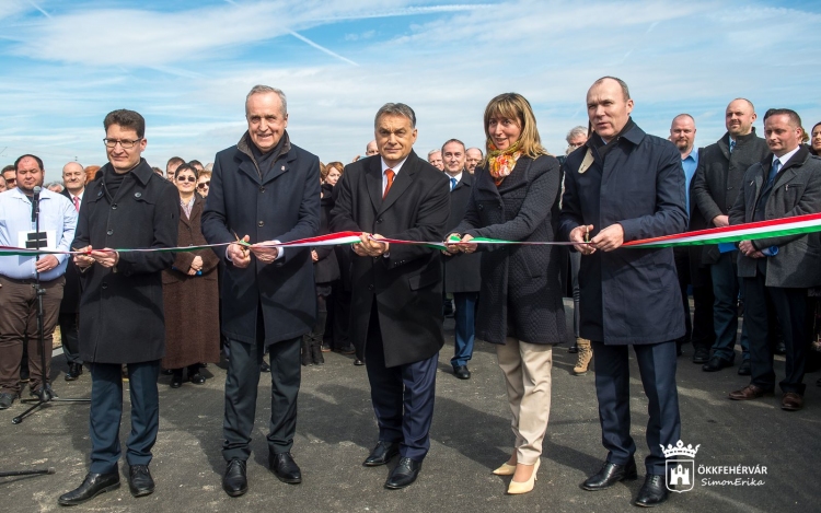 A  magyar gazdaság zászlóshajója lehet a  Székesfehérvár-Várpalota-Veszprém-tengely 